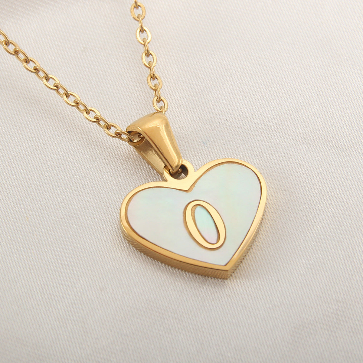 26 Letter Heart-shaped Necklace White Shell Love Clavicle Chain Fashion Personalized Necklace For Women Jewelry Valentine's Day - ARCHSHOPE