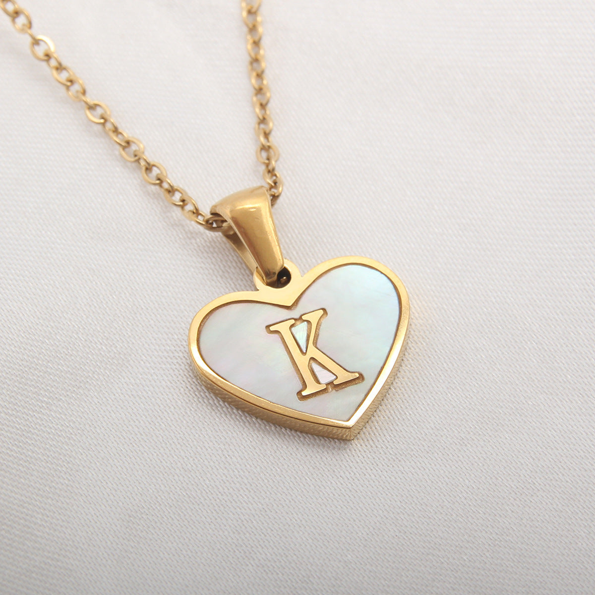 26 Letter Heart-shaped Necklace White Shell Love Clavicle Chain Fashion Personalized Necklace For Women Jewelry Valentine's Day - ARCHSHOPE